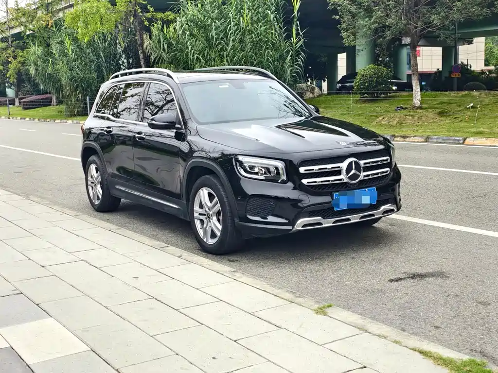 Mercedes-Benz GLB — миниатюра 3