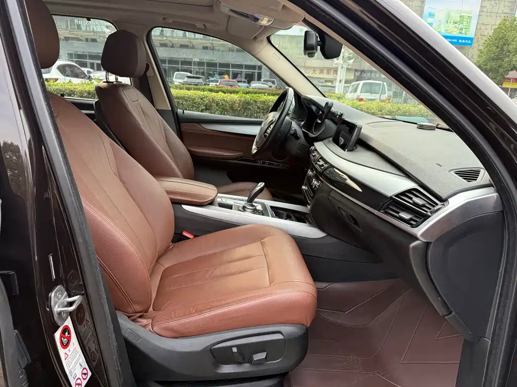BMW X5 (Import) — миниатюра 15