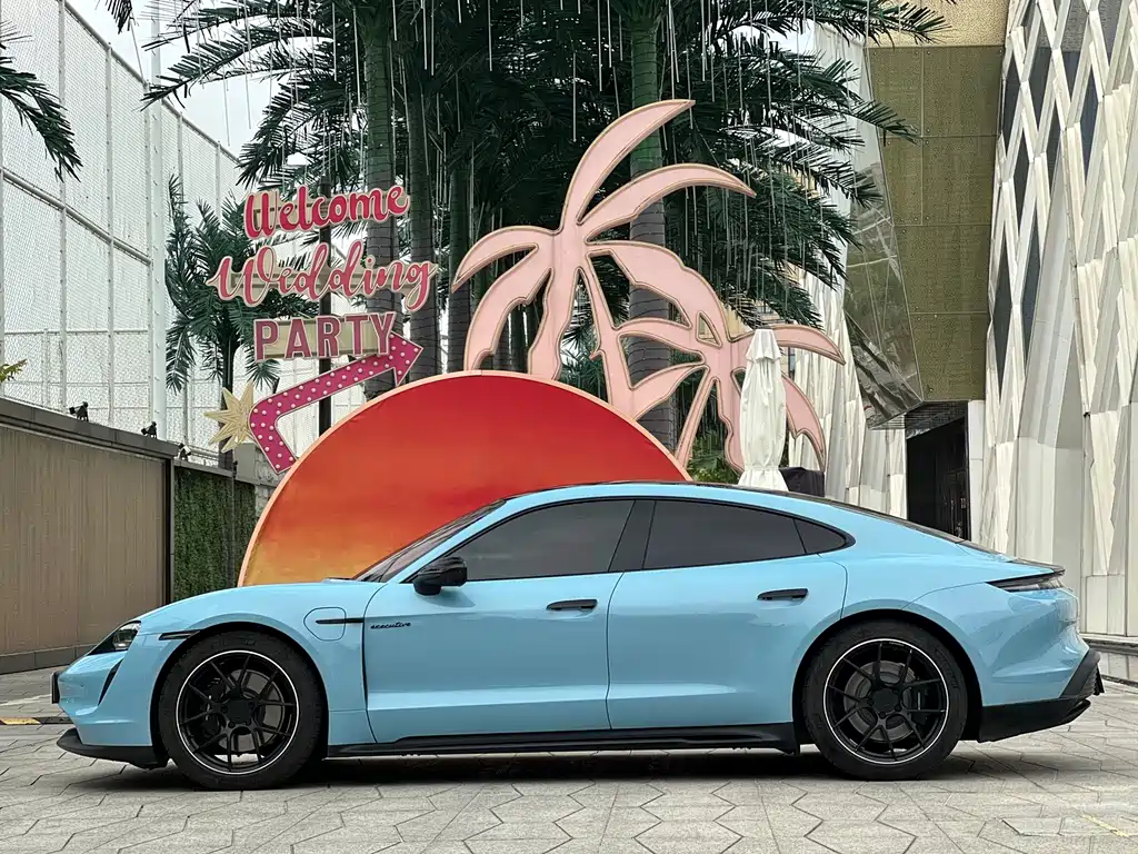 Porsche Taycan 2022 Taycan