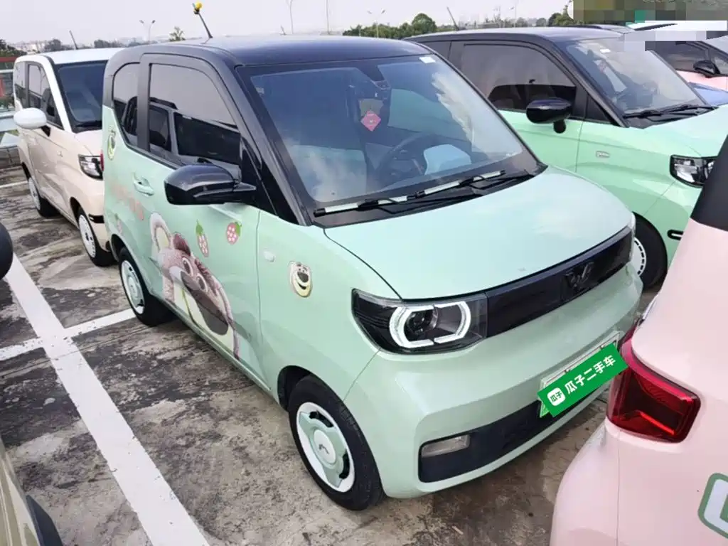 Wuling MINIEV — миниатюра 4