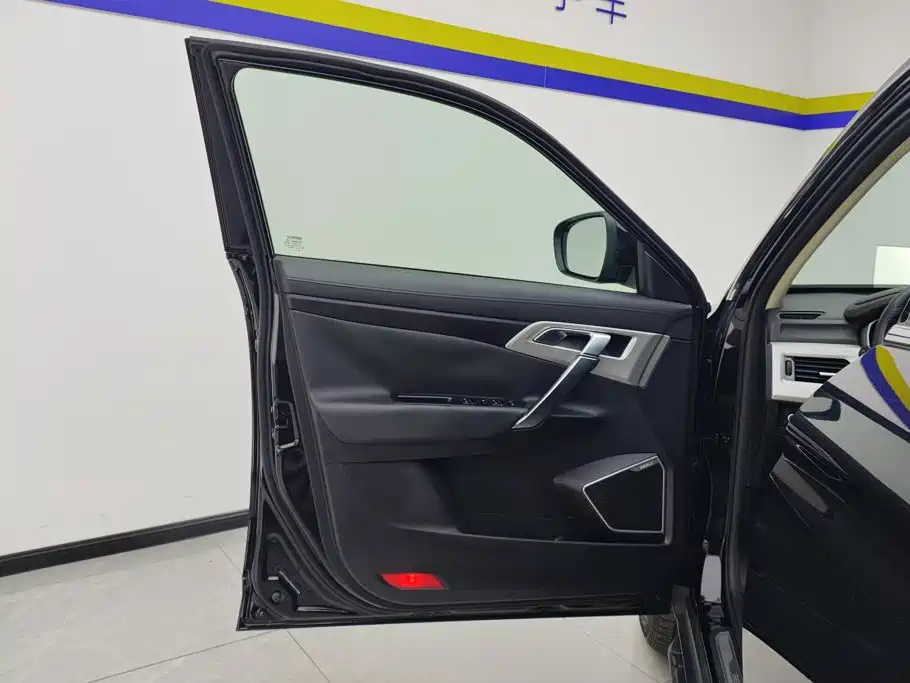 Geely Boyue — миниатюра 7