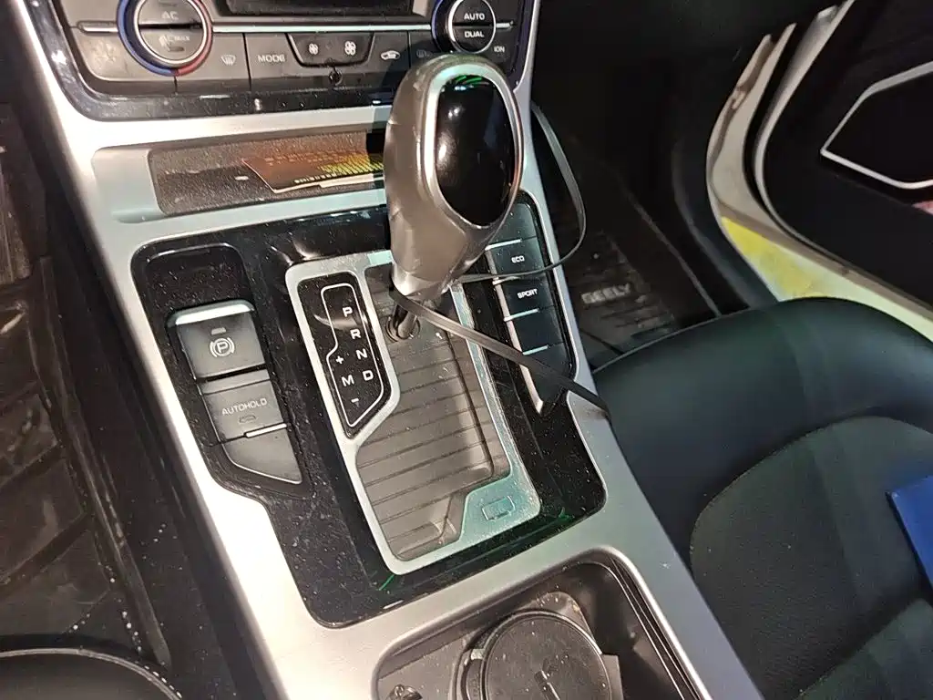 Geely Emgrand GL — миниатюра 10