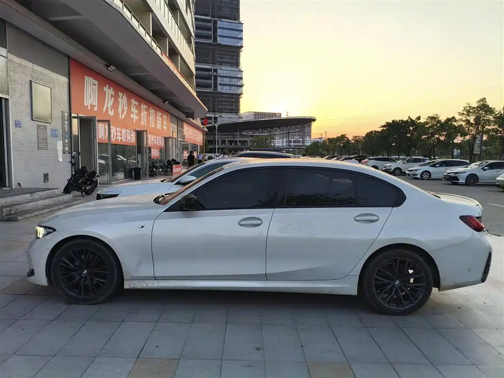 BMW 3 Series — миниатюра 4