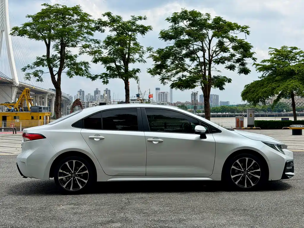 Toyota Corolla Levin 2021 185T CVT Sport