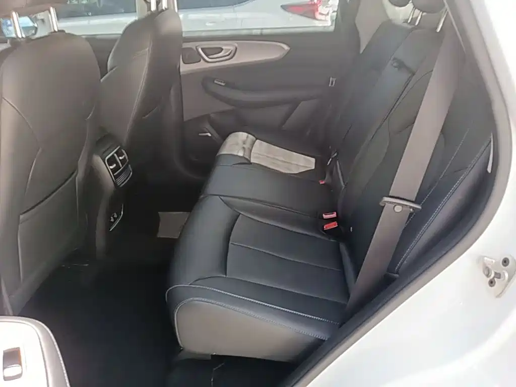Roewe RX5 — миниатюра 17