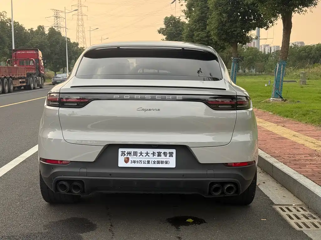 Porsche Cayenne — миниатюра 14