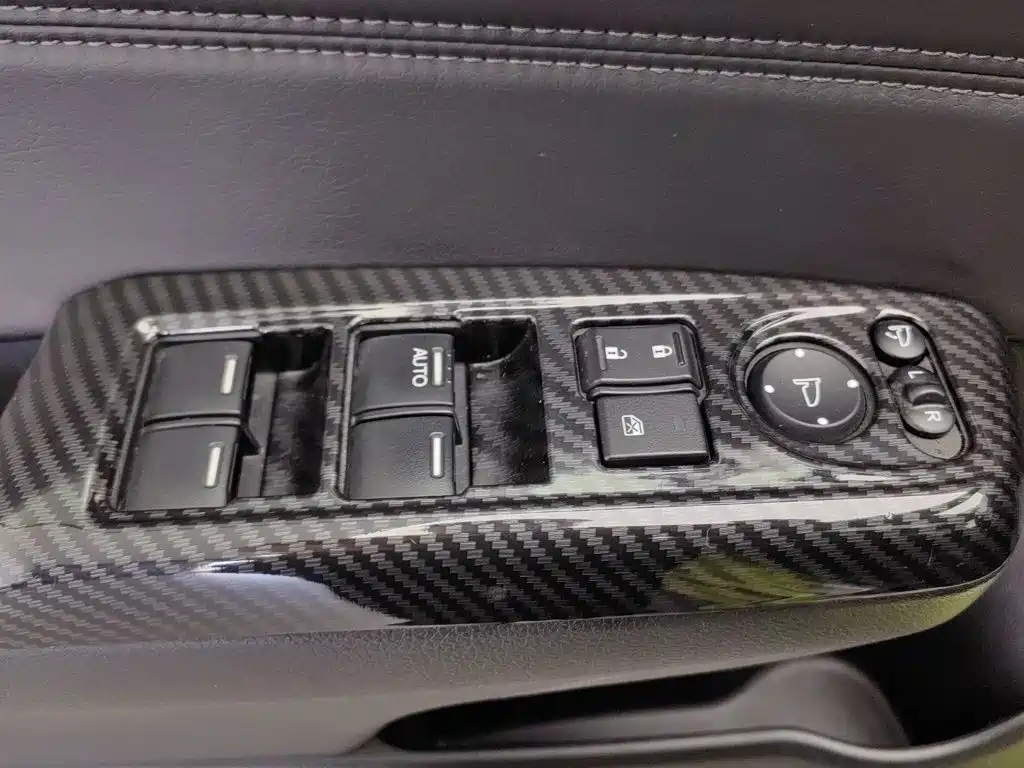 Honda Jade — миниатюра 9