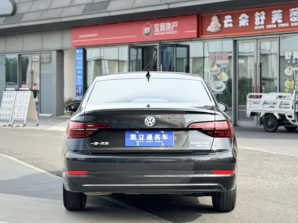 Volkswagen Sagitar — миниатюра 3