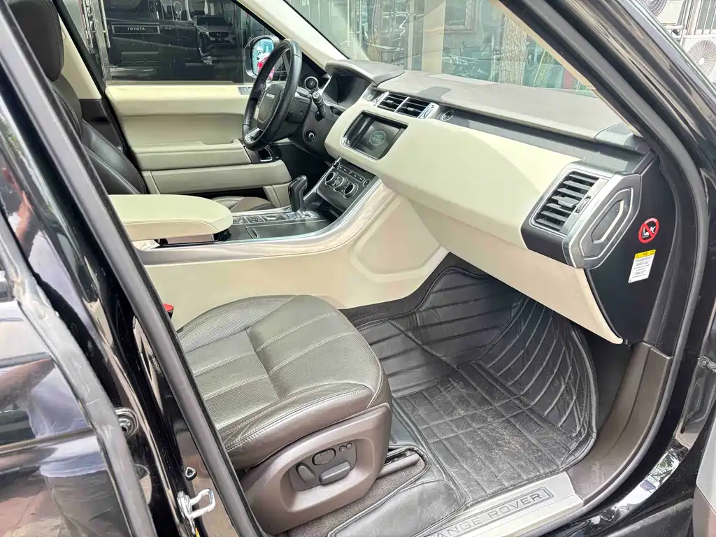Land Rover Range Rover Sport 2014 3.0 SC V6 HSE DYNAMIC