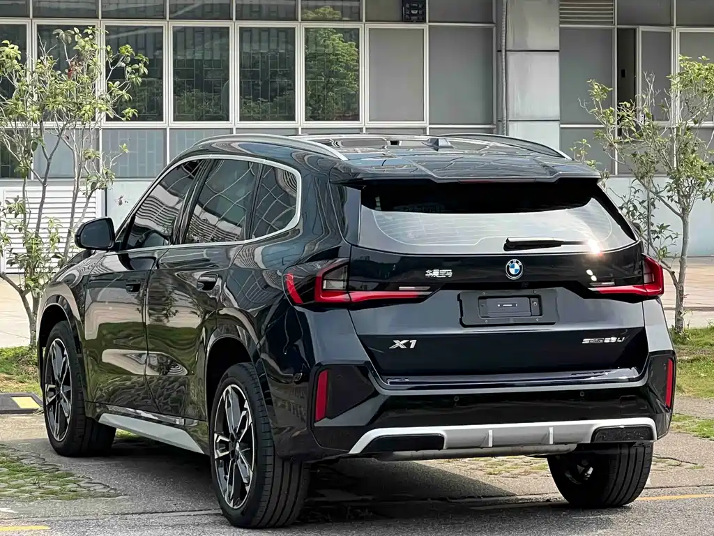 BMW X1 2026 sDrive25Li X