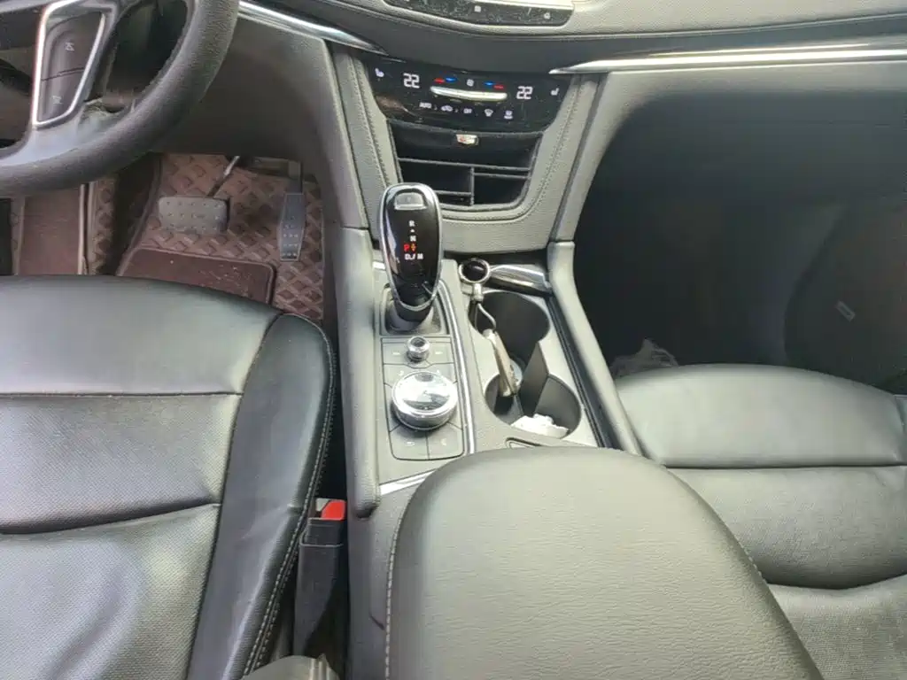 Cadillac XT5 — миниатюра 14
