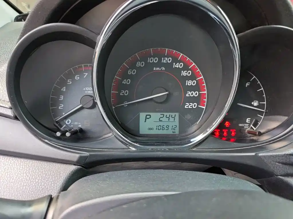 Toyota Vios FS — миниатюра 12