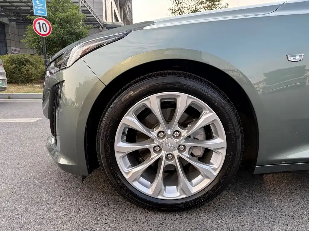 Cadillac CT5 — миниатюра 17