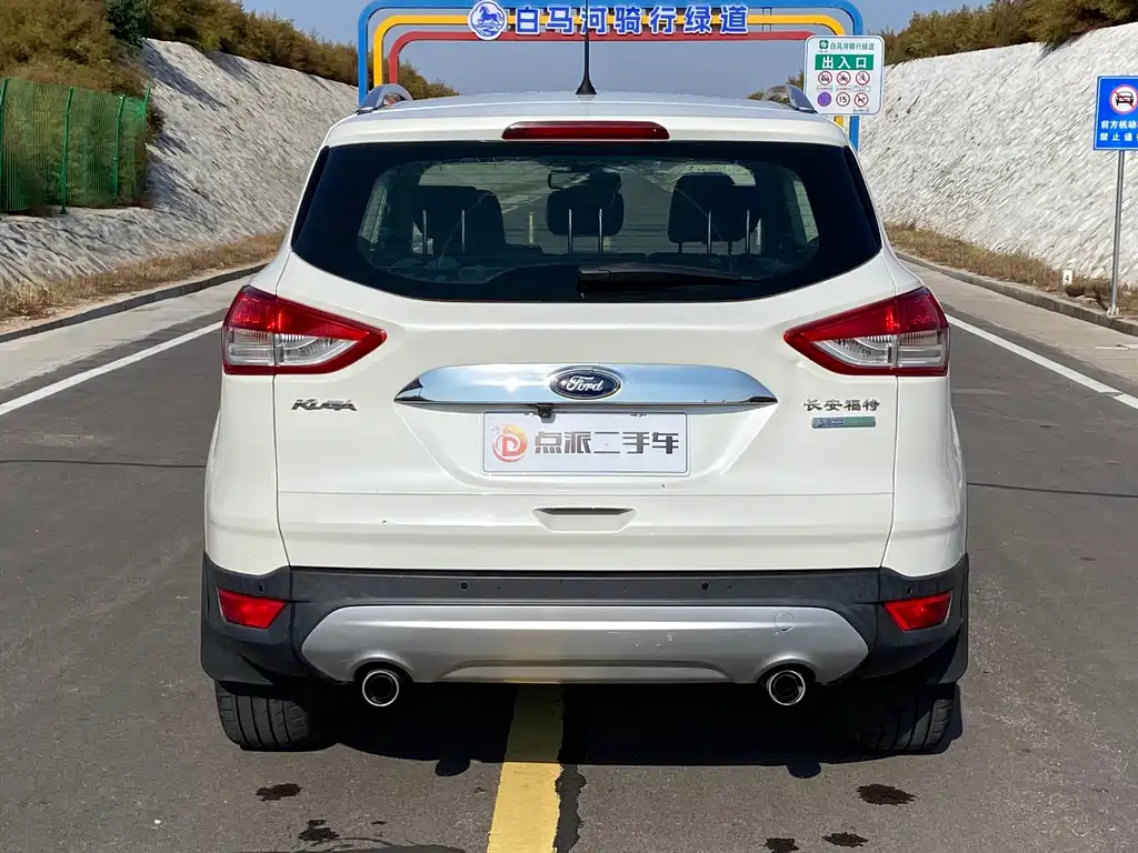Ford Kuga — миниатюра 5