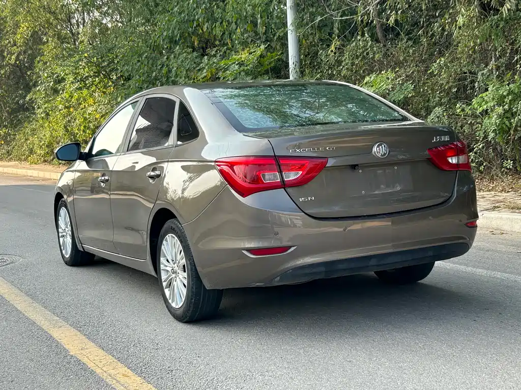 Buick Excelle — миниатюра 4