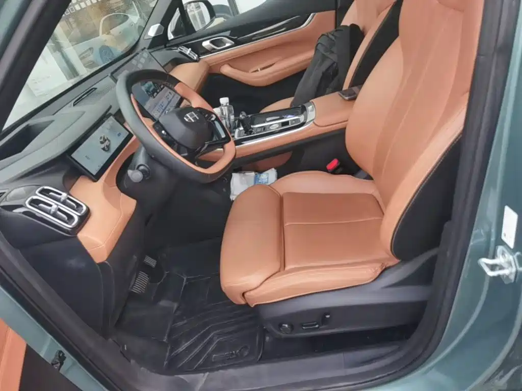 Geely Boyue L — миниатюра 20