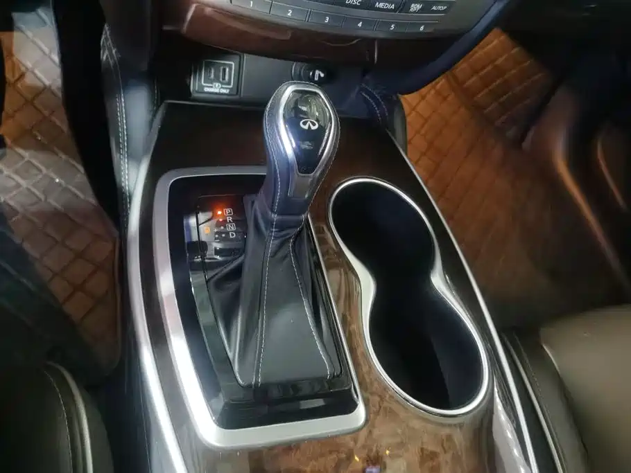Infiniti QX60 (Import) — миниатюра 16