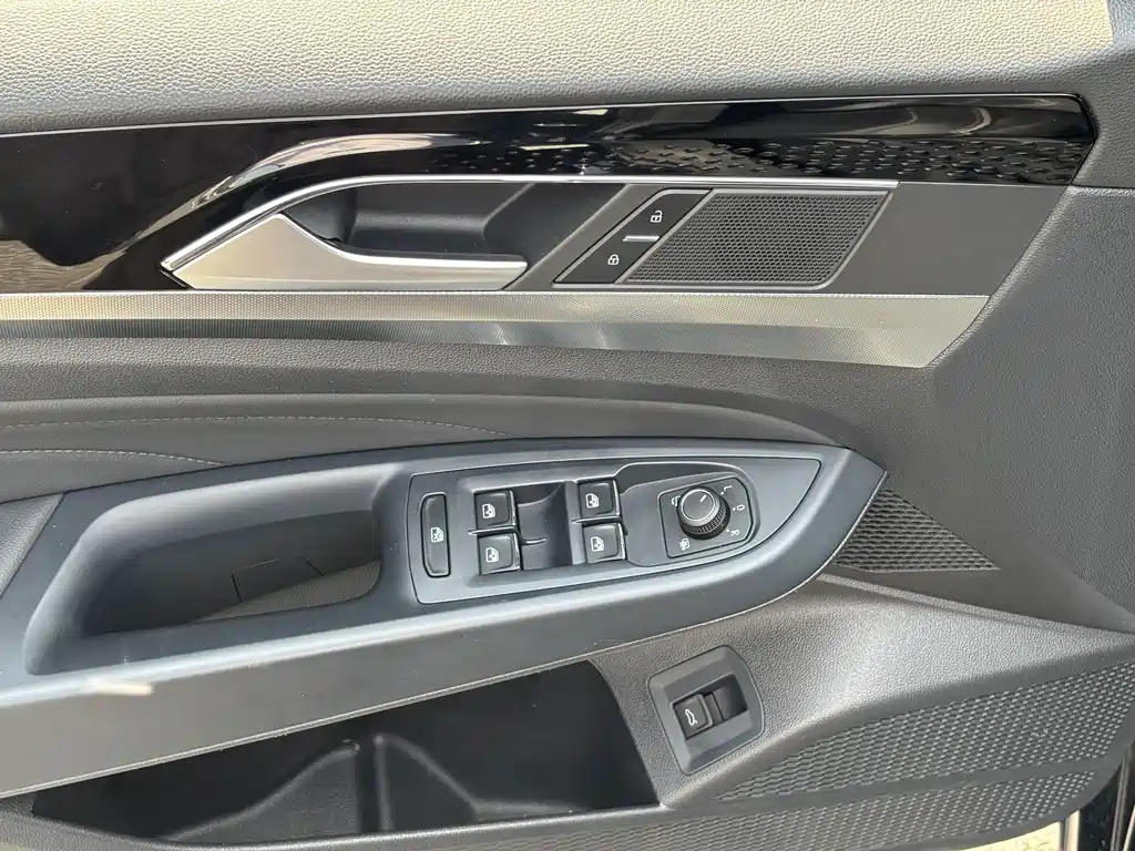 Volkswagen Passat — миниатюра 18