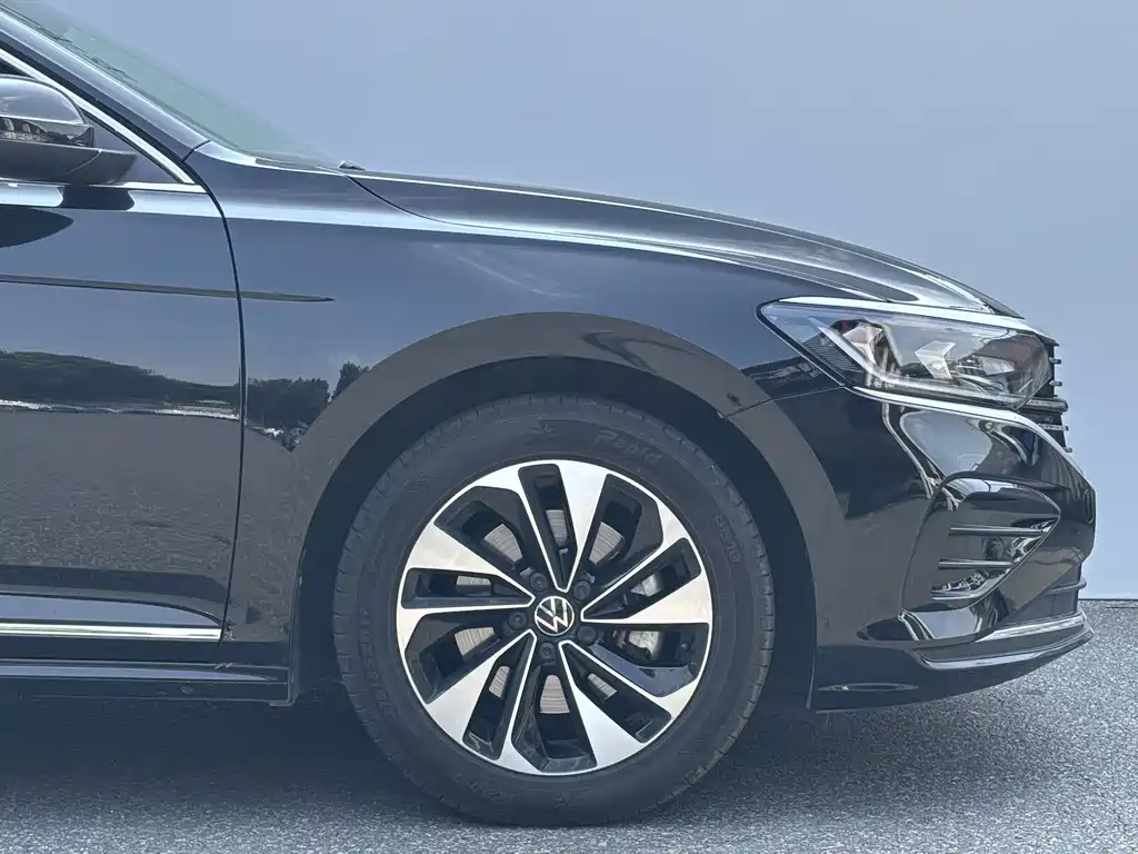 Volkswagen Passat — миниатюра 6