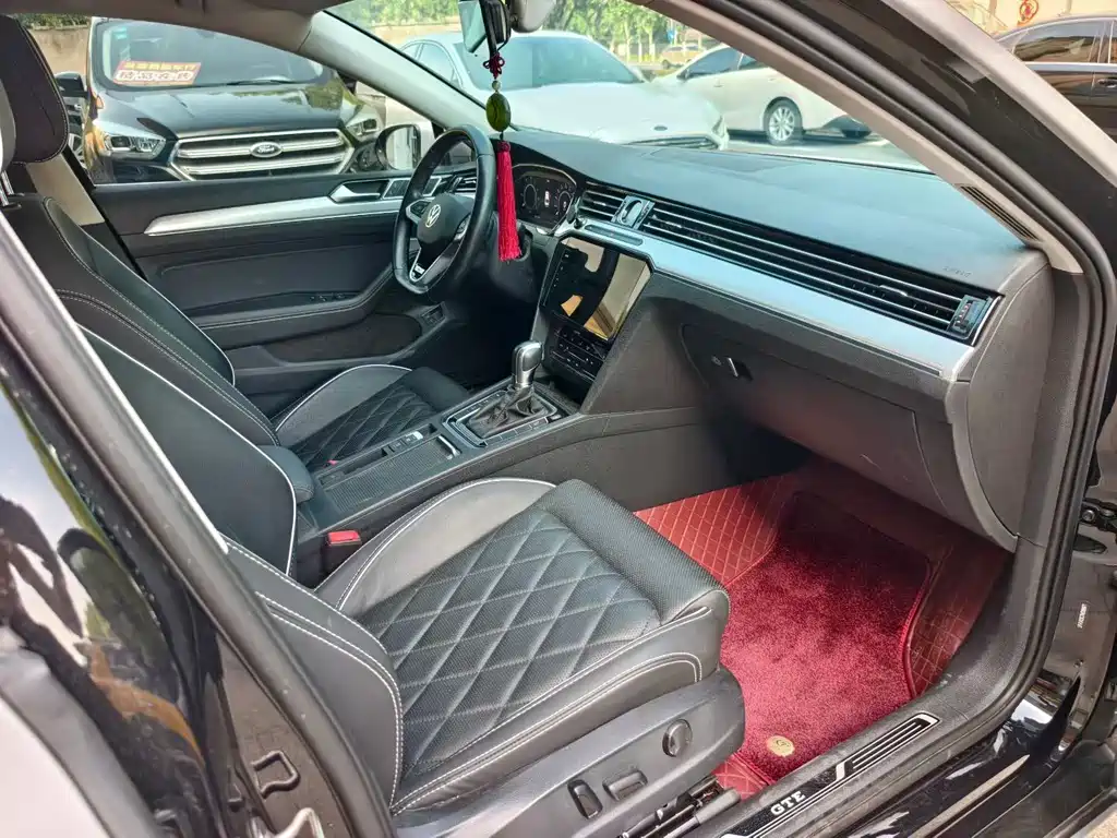 Volkswagen 迈腾 PHEV — миниатюра 19