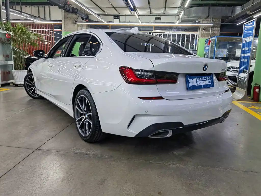 BMW 3 Series — миниатюра 6