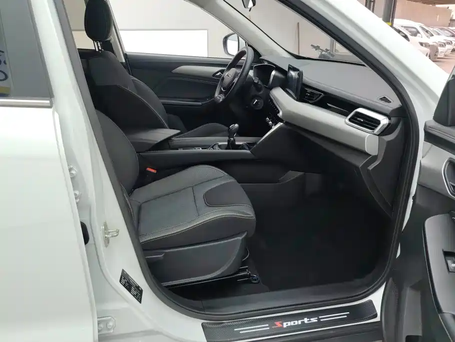 BAIC X3 — миниатюра 8