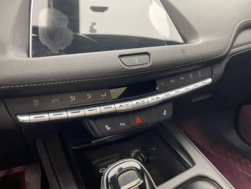 Cadillac XT4 — миниатюра 17