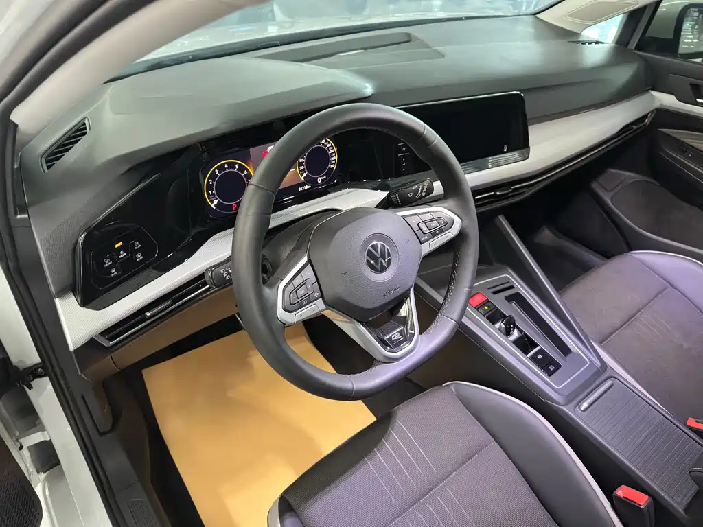 Volkswagen Golf — миниатюра 7