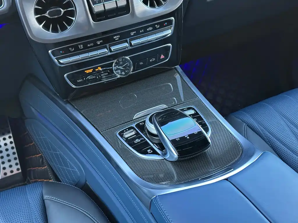 Mercedes-Benz G-Class — миниатюра 17