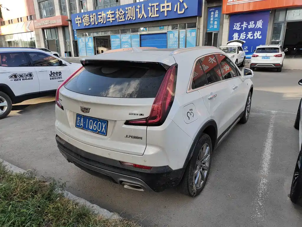 Cadillac XT4 — миниатюра 10