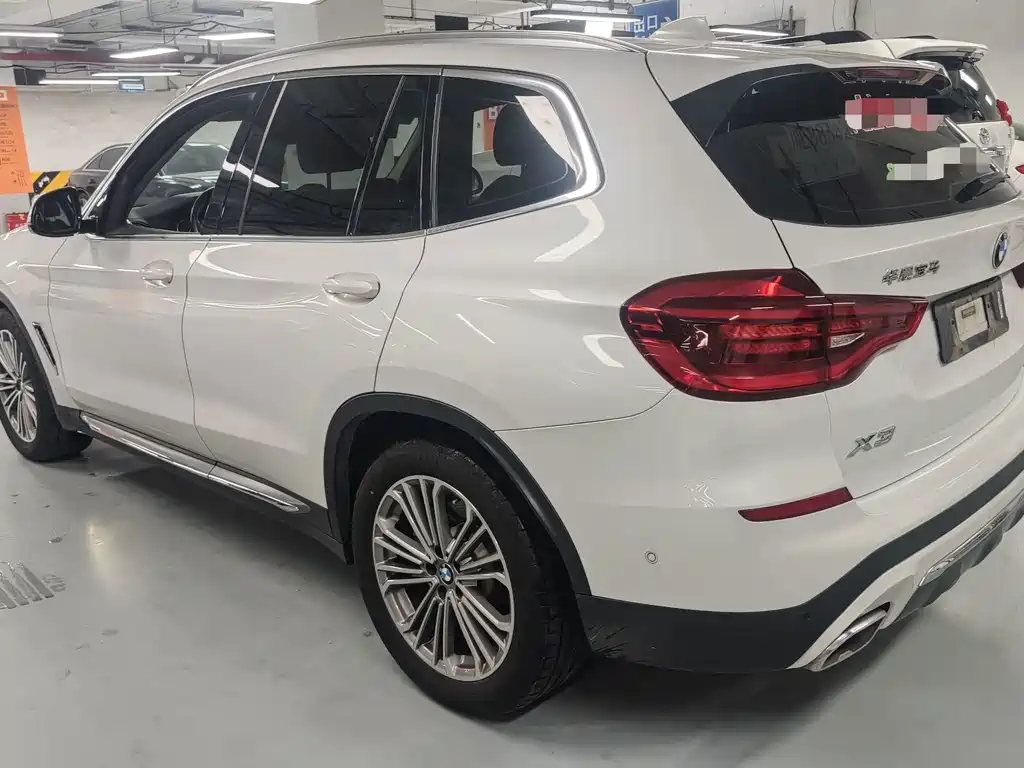 BMW X3 — миниатюра 6