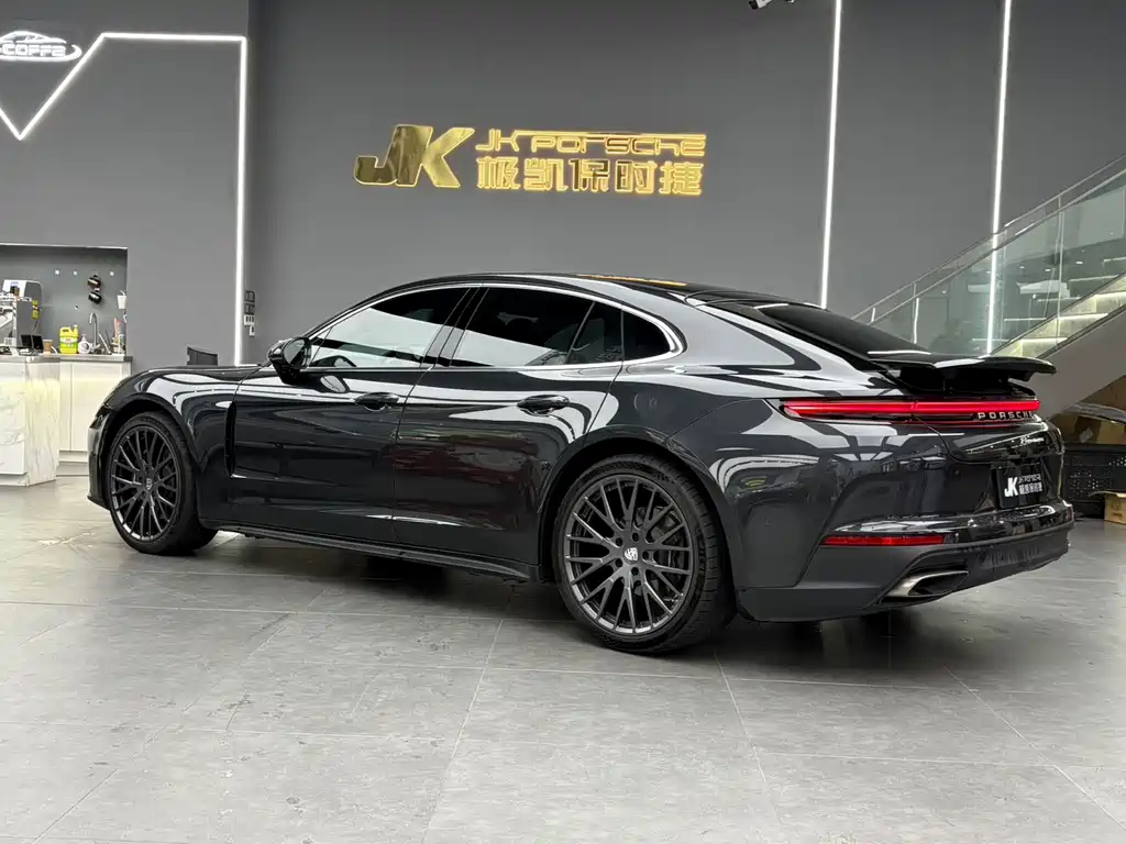 Porsche Panamera — миниатюра 11