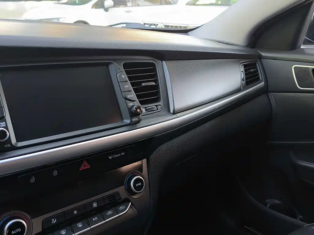 Hyundai Mistra — миниатюра 14