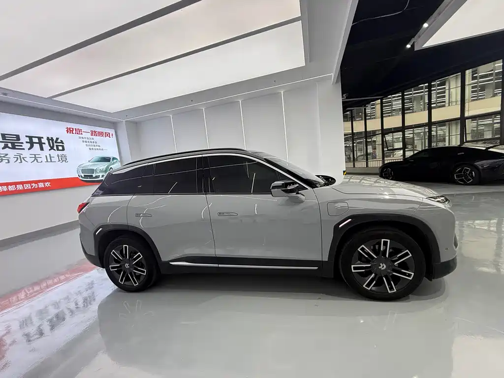 NIO ES6 — миниатюра 12
