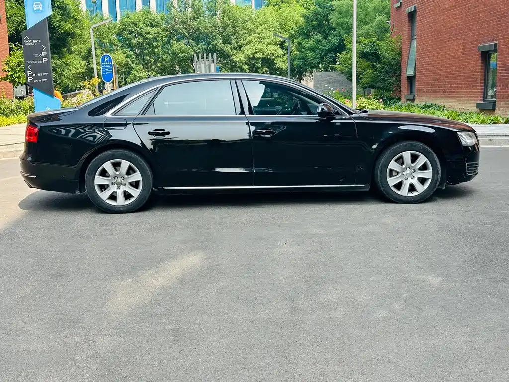 Audi A8 2013 A8L 45 TFSI quattro Luxury