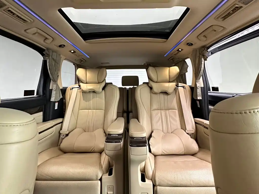 Toyota Alphard 2018 3.5L Luxury
