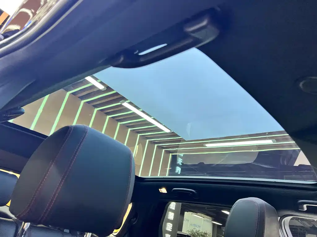 Land Rover Discovery Sport — миниатюра 16