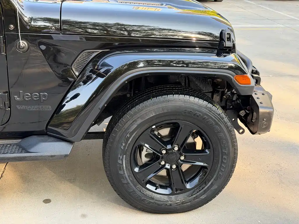 Jeep Wrangler — миниатюра 9