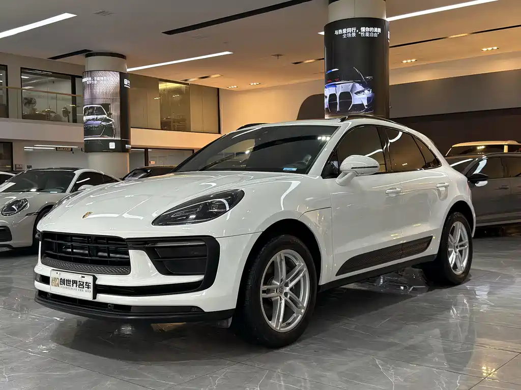 Porsche Macan 2022
