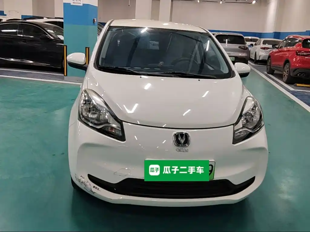 Changan Benben E-Star — миниатюра 2