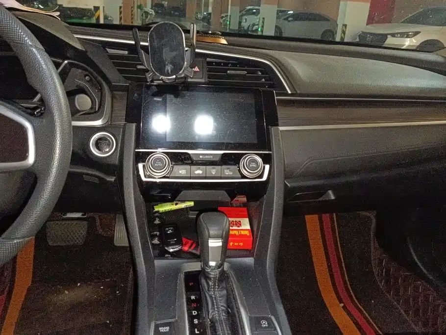 Honda Civic — миниатюра 13