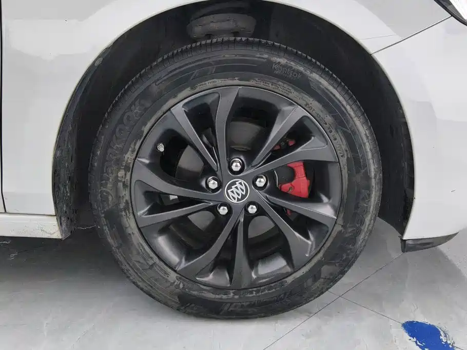 Buick Verano — миниатюра 6