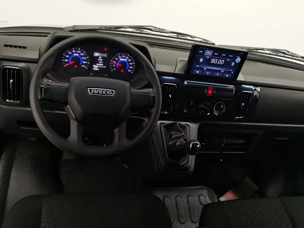 IVECO Daily — миниатюра 5