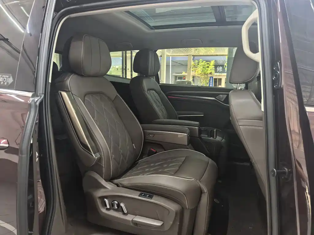 Volkswagen Viloran — миниатюра 22
