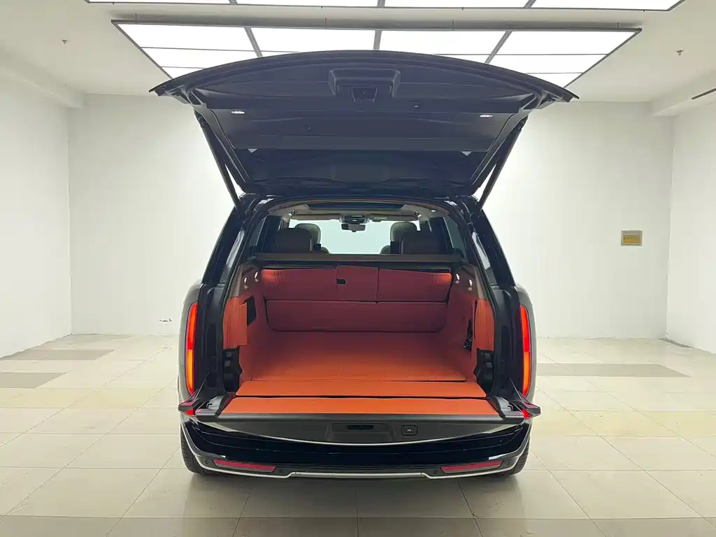 Land Rover Range Rover — миниатюра 8