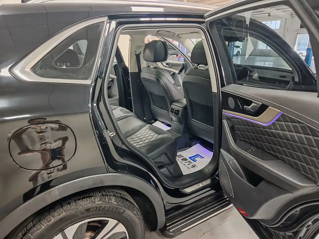 Hongqi Hongqi HS5 — миниатюра 11