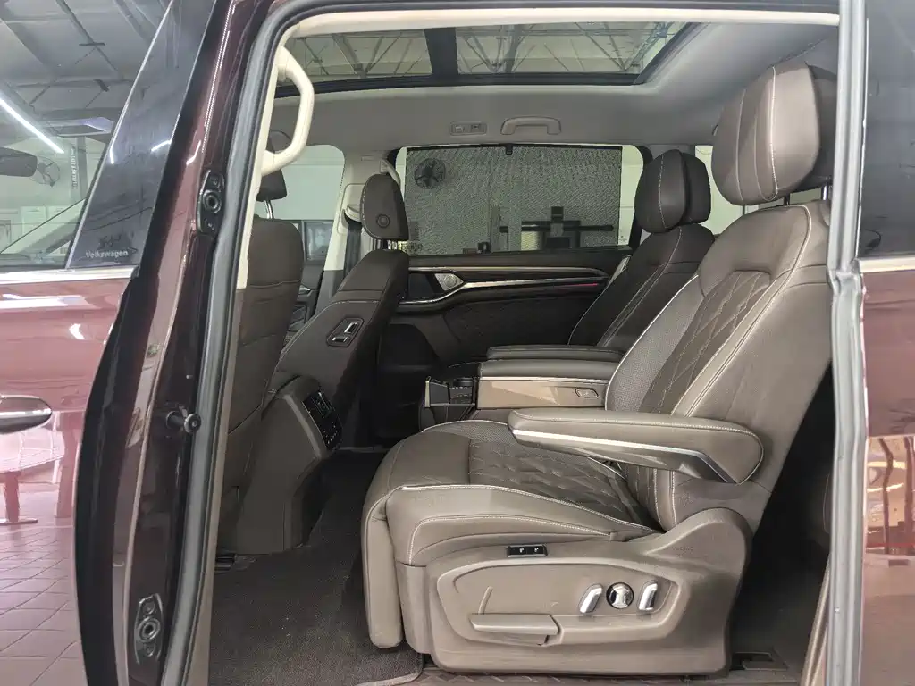 Volkswagen Viloran — миниатюра 11