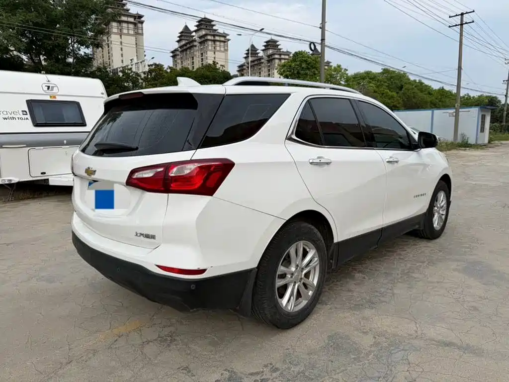 Chevrolet Equinox — миниатюра 4