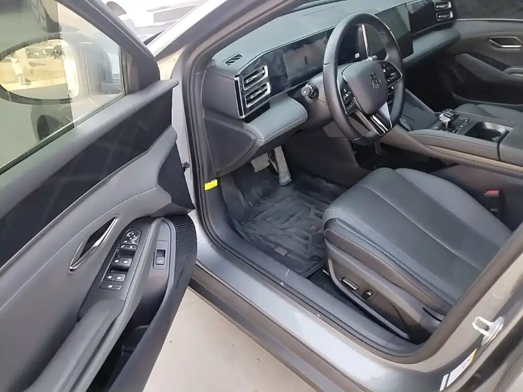 BYD Qin L — миниатюра 16