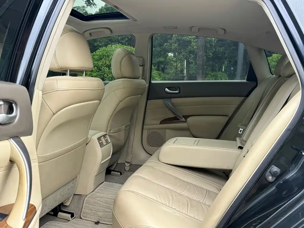 Nissan Teana — миниатюра 9